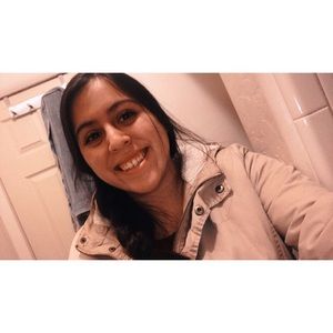 Meet your Posher, Claudia